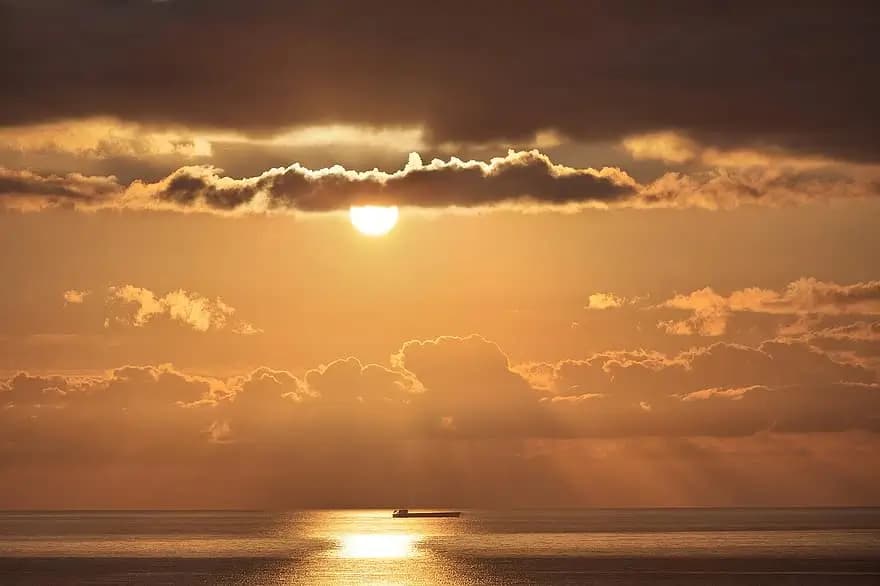 Blog - Dawn Sea Landscape