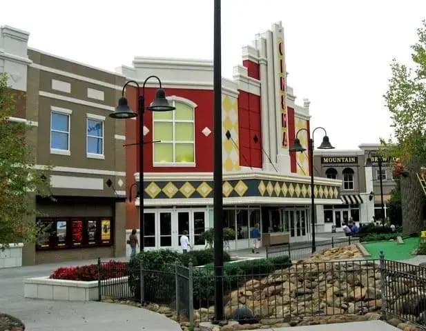 Lumberjack Square Pigeon Forge